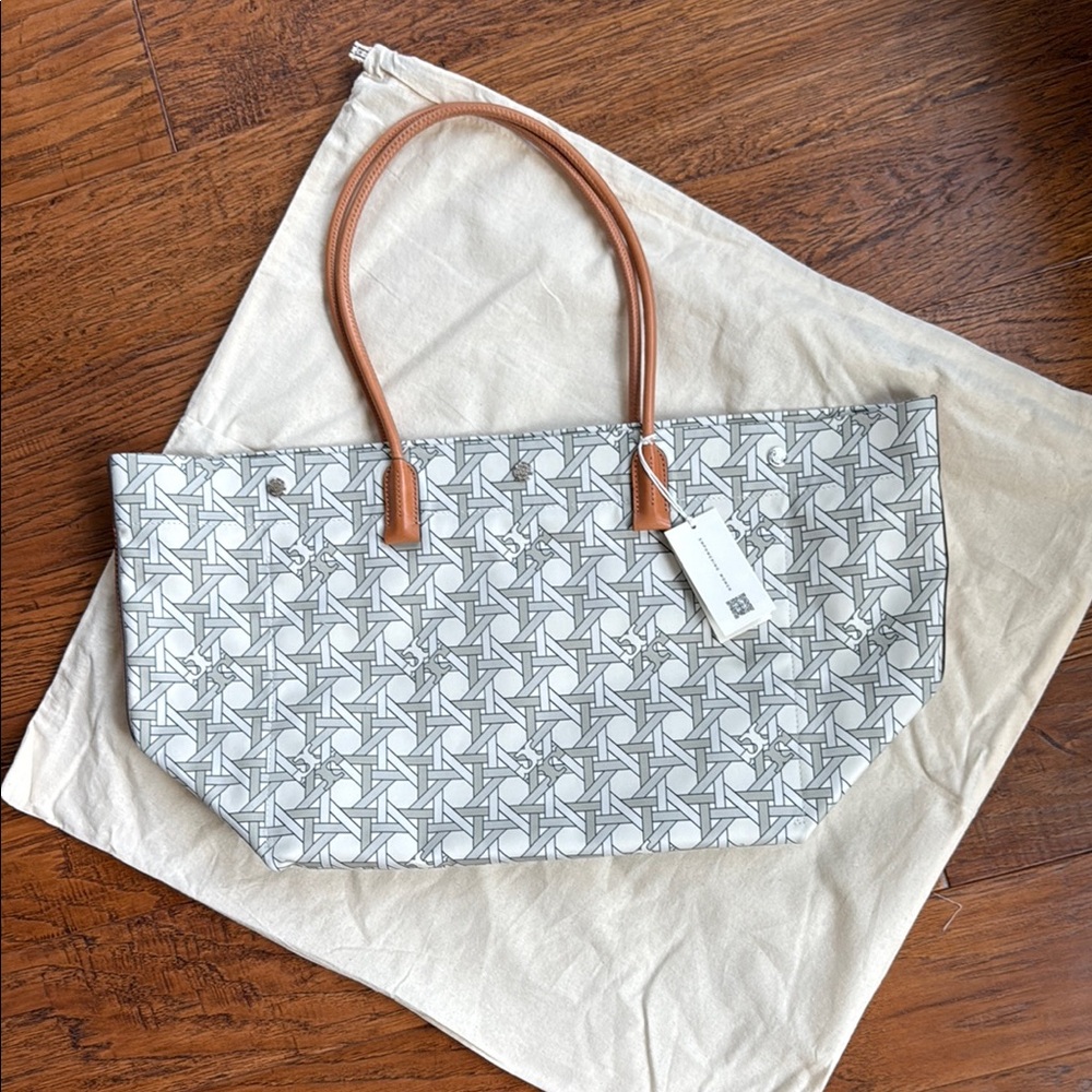 Tory Burch Basket Weave Canvas Tote NWT - Picture 12 of 13